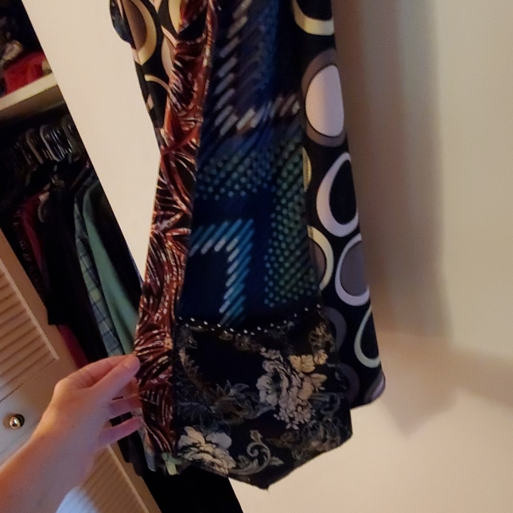 Hand Jive Top - Picture 3 of 4
